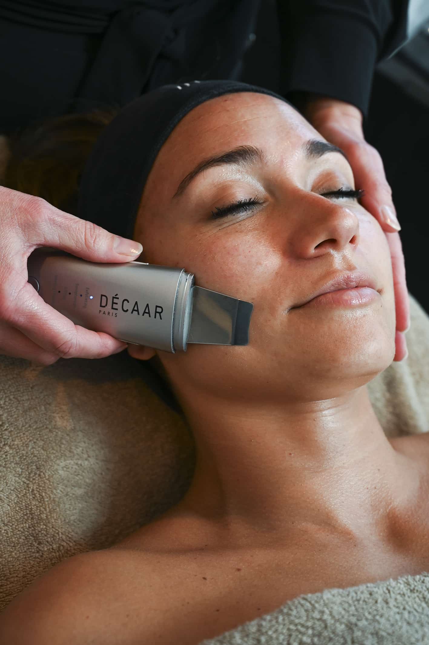 Sabine tijdens een anti-aging behandeling
